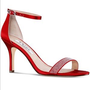 NEW - Nina Veniza Sandals